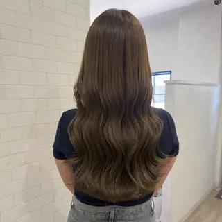 ロング CHEMIR所属・山川 由來のヘアスタイル