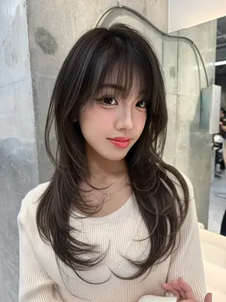 セミロング カラー ✨レイヤー/韓国 /✨ヘア山下　遥のヘアスタイル