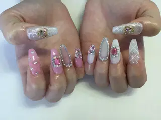 ネイル 💎🐰 saki. m 🐰💎のネイルデザイン