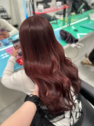 ロング カラー ヘアアレンジ 🩶学生指名No.1 レッド・ボルドー🩶のヘアスタイル