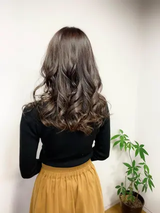 セミロング カラー サロン・ド・ソワ所属・サロン ド ソワのヘアスタイル