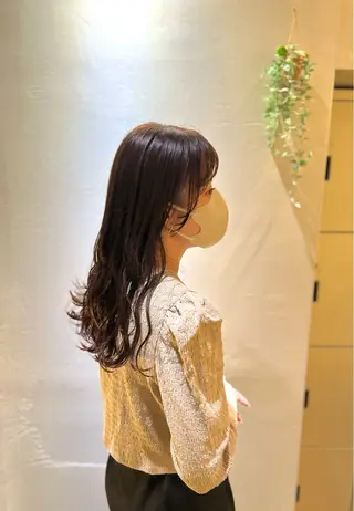 ロング カラー AIconic nagoya所属・縮毛矯正/ レイヤー/ミディアムのヘアスタイル
