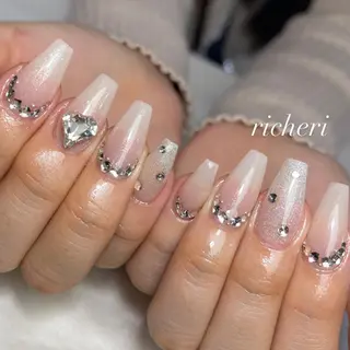 ミディアム ネイル richeri beautyのネイルデザイン