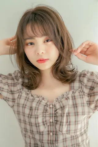 ミディアム 山本翔一郎 韓国顔周りレイヤーのヘアスタイル