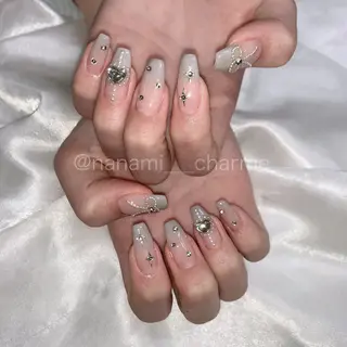 ネイル 黒江 菜々美のネイルデザイン