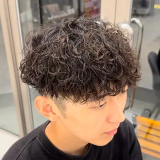 ショート レイヤーカット/ 堺 健人のヘアスタイル