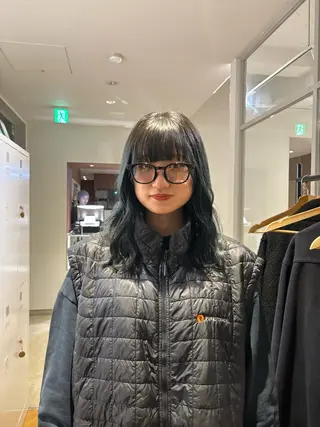 ミディアム カラー yuna / tsunaguのヘアスタイル