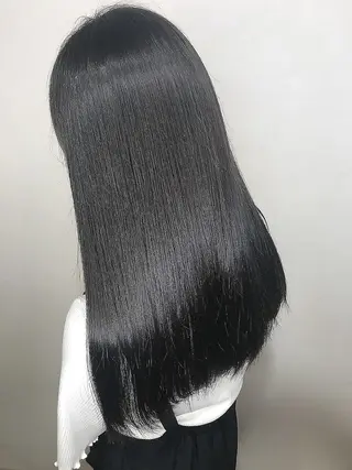 ロング パーマ 佐藤 香苗のヘアスタイル