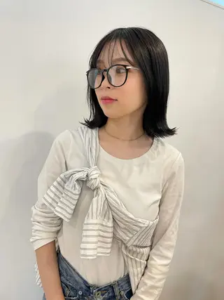 ミディアム カラー 佐藤 永夏のヘアスタイル