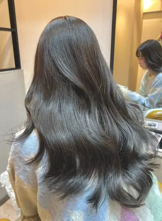 ロング 小山 ヨシタカのヘアスタイル