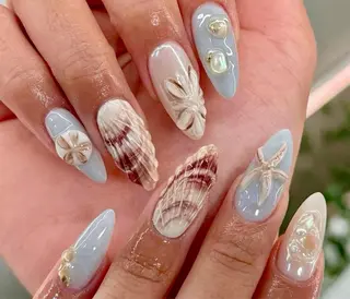 ネイル リボン、ガーリー パーツ放題専門店のネイルデザイン