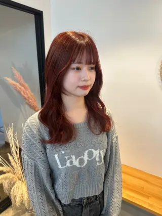 セミロング カラー yuika .のヘアスタイル