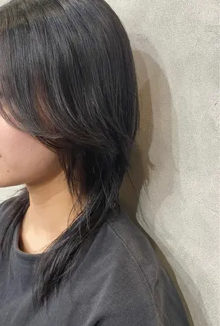 ロング 吉田 恋々音のヘアスタイル