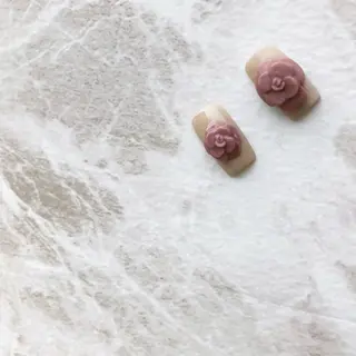 ネイル casita（カシータ）所属・thrush nailsのネイルデザイン