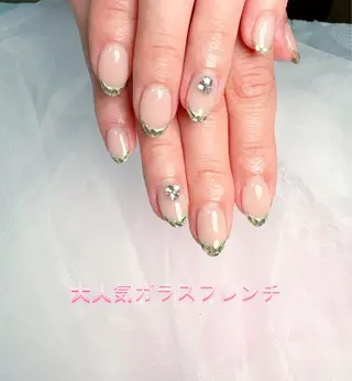 ネイル pink ladyサロン所属・べ にのネイルデザイン