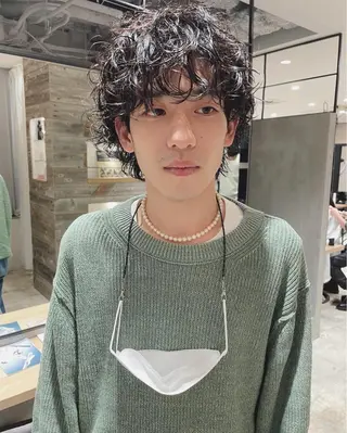 ショート パーマ メンズ Loom.所属・村上雅人 ナチュラルモードのヘアスタイル