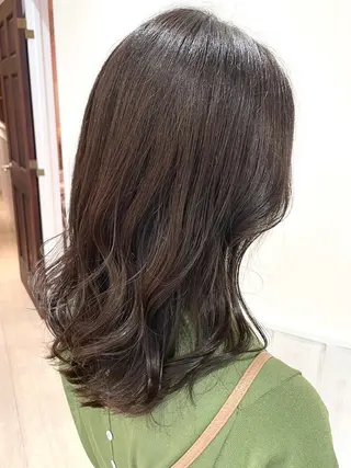 セミロング カラー キッズ 透け感カラー🌿 小島 りなのヘアスタイル