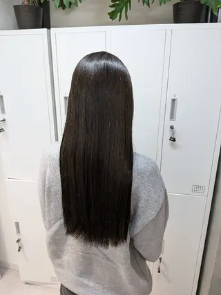 カラー 八木琉河/ハイトーン カラー/ブリーチのヘアスタイル