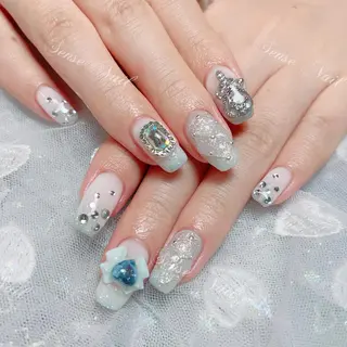 ネイル Kurieitibu 🍬Byu~tīのネイルデザイン