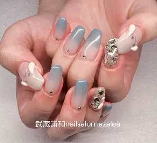 ネイル R inのネイルデザイン