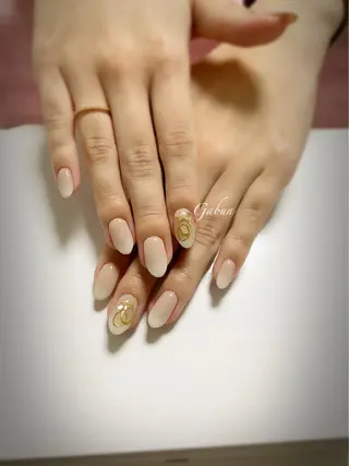 ミディアム ネイル LOTUS ネイルサロンのネイルデザイン