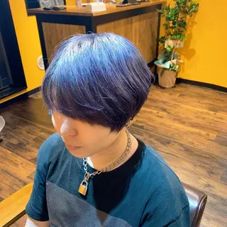 ショート カラー Drei.B.（ドライヴ）所属・ヨシダ アズサのヘアスタイル