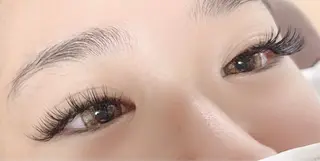 マツエク・マツパ lash-me所属・恩田 美波のマツエク・マツパデザイン