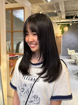 セミロング MASHU Grandvase所属・めい/透明感カラー /似合わせカットのヘアスタイル