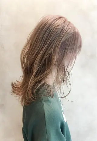 ミディアム カラー kiki所属・中田 敏明のヘアスタイル