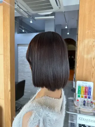 ミディアム miloc MOMOKAのヘアスタイル