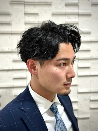 ショート パーマ メンズ ブロー東京　神田店所属・TAKUMI/神田/ ビジネス/フェードのヘアスタイル