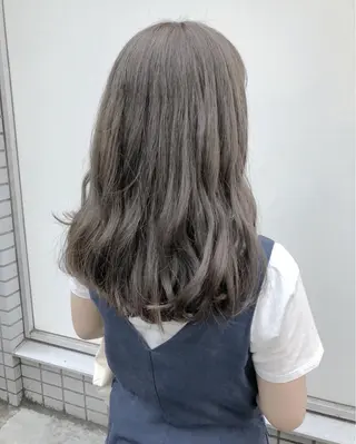 セミロング 榎園 由美のヘアスタイル