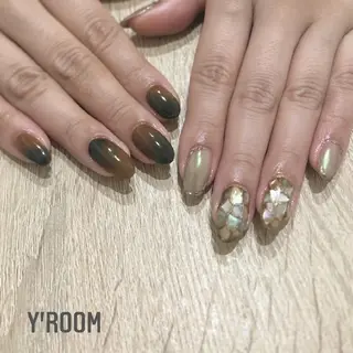 ネイル YUKA （ネイリスト）のネイルデザイン