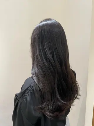 カラー イシバシ ミナミのヘアスタイル