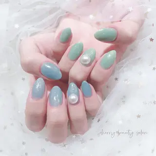 ミディアム ネイル SAKURA 🍒のネイルデザイン