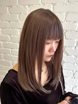 ミディアム 🩰韓国レイヤー🩷 艶カラー🌷小栁歩美のヘアスタイル