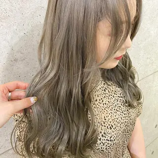 セミロング カラー .. meiのヘアスタイル
