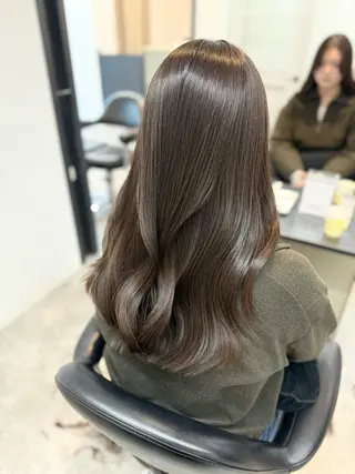 ロング カラー 伊藤 美奈穂のヘアスタイル