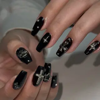 ネイル Sarina ⋆⭒˚ mavieのネイルデザイン