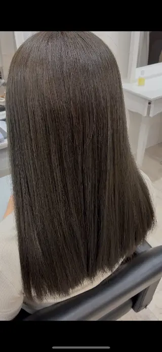 カラー linohair所属・Lino HAIRのヘアスタイル