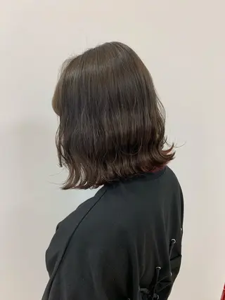 ショート カラー 顔まわりカット✄ ベージュカラー🧸のヘアスタイル