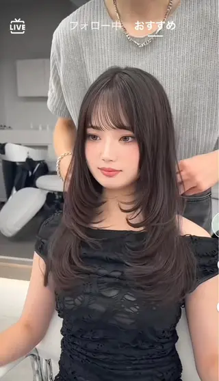 ロング CHAINON 近鉄奈良店のヘアスタイル