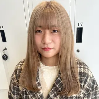 セミロング カラー デザインカラー/パー マ🦖外岡咲希🦖のヘアスタイル