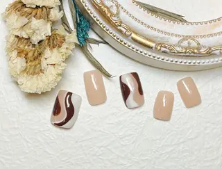 ネイル ネイルリボン 受付スタッフのネイルデザイン