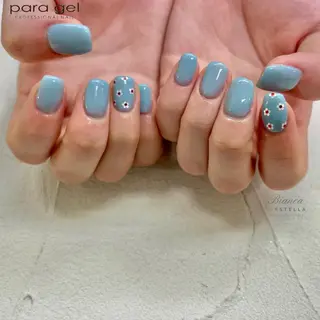 ネイル Bianca市ヶ谷店 Aiuraのネイルデザイン