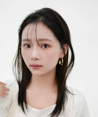 ミディアム KEIGO/ ブリーチ、矯正特化のヘアスタイル