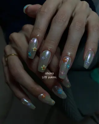 ネイル nail salon Lil'B所属・Lil'B yukimiのネイルデザイン