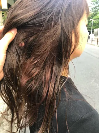 ロング カラー 國次 夕貴のヘアスタイル