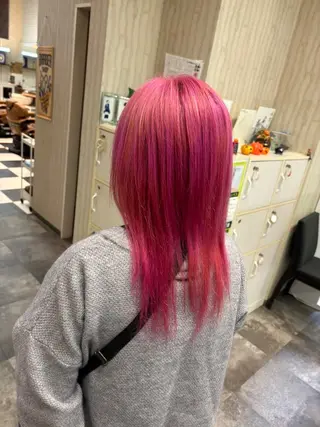 セミロング 田中 沙也香のヘアスタイル