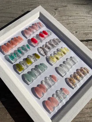 ネイル H. Hinaのネイルデザイン